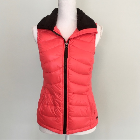 Calvin Klein Vest | Size: Small - Picture 2 of 10
